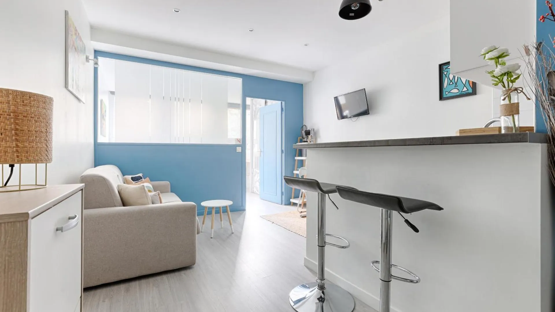 Saint Fargeau Gambetta Ii Lovely 4p 1br *